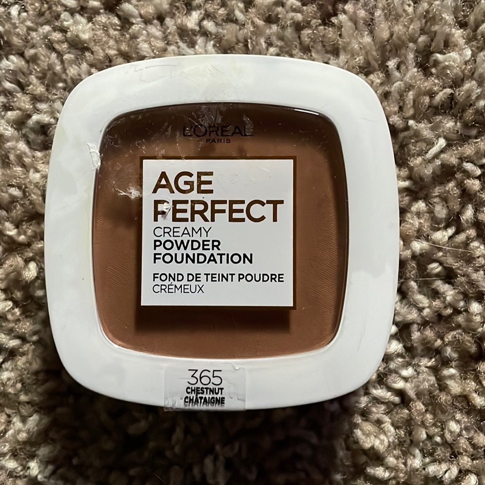 L’Oréal Age Perfect Powder Foundation 365 Chestnut